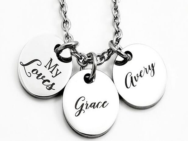 Laser marking text on stainless necklace